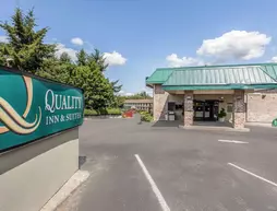 Quality Inn & Suites Lacey | Washington - Olympia (ve civarı) - Lacey