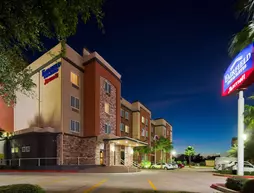 Fairfield Inn & Suites Houston Hobby Airport | Teksas - Houston (ve civarı) - Houston