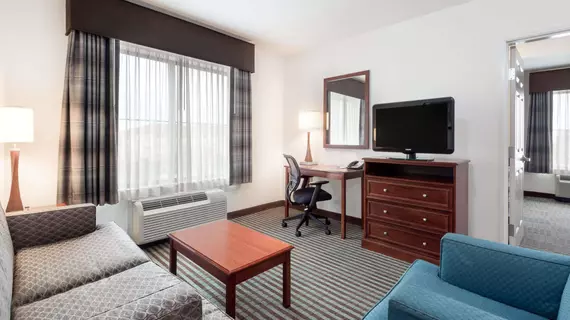 BAYMONT INN & SUITES DENVER IN | Kolorado - Denver (ve civarı) - Denver