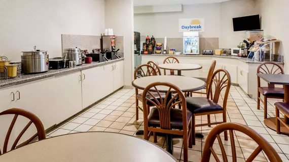 Days Inn Portland | Oregon - Portland (ve civarı) - Portland