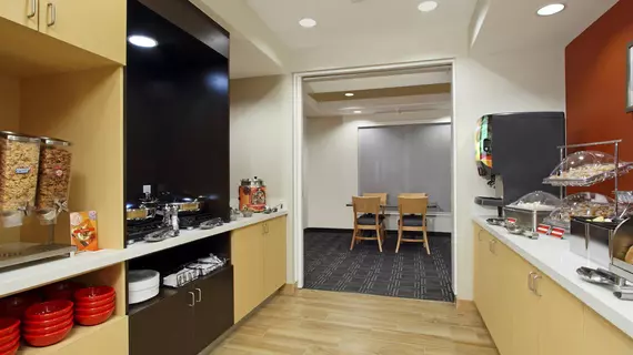 TownePlace Suites New Orleans Harvey/West Bank | Louisiana - New Orleans (ve civarı) - Harvey