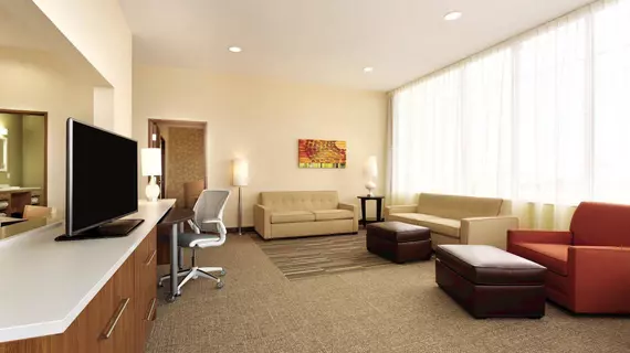 Home2 Suites by Hilton Albuquerque/Downtown-University | New Mexico - Albuquerque (ve civarı) - Albuquerque - Albuquerque Merkezi