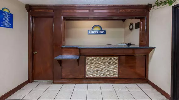 Days Inn El Reno | Oklahoma - Oklahoma City (ve civarı) - El Reno