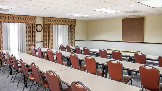 Quality Inn & Suites Longview | Washington - Kelso - Longview (ve civarı) - Longview