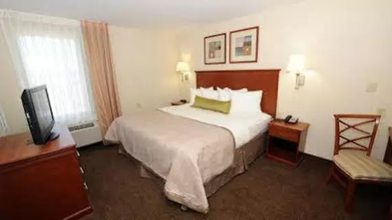 Candlewood Suites Radcliff - Fort Knox | Kentucky - Louisville (ve civarı) - Radcliff