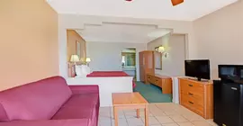 Days Inn & Suites Braunig Lake | Teksas - San Antonio (ve civarı) - Elmendorf