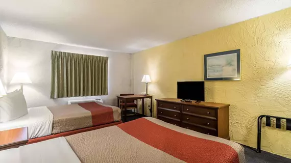 BAYMONT INN & SUITES O'HARE/EL | İllinois - Elk Grove Village