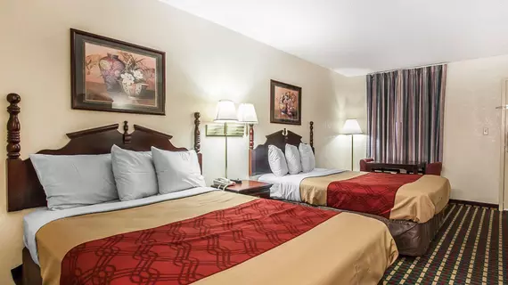 Econo Lodge Inn & Suites Tuscaloosa | Alabama - Tuscaloosa (ve civarı) - Tuscaloosa