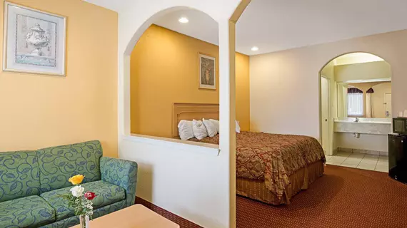 Rodeway Inn and Suites Houston | Teksas - Houston (ve civarı) - Houston - FM 1960 Otoyolu