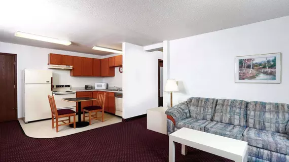 Travelodge Deer Lodge Montana | Montana - Butte (ve civarı) - Deer Lodge