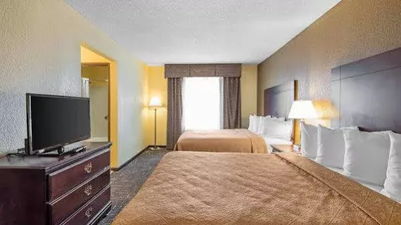 Quality Suites Airport Kansas City | Missouri - Kansas City (ve civarı) - Kansas