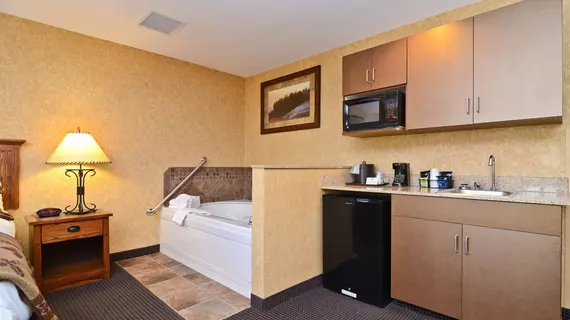 Best Western Plus Kelly Inn and Suites | Kuzey Dakota - Fargo (ve civarı) - Fargo