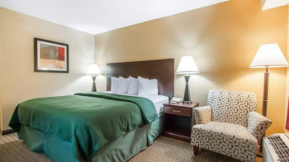 Quality Inn - White House | Tennessee - Nashville-Davidson - Nashville (ve civarı) - White House