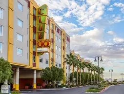 Bluegreen Vacations Club 36 Ascend Resort Collection | Nevada - Clark County - Las Vegas (ve civarı) - Las Vegas - Paradise