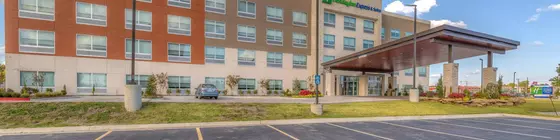 Holiday Inn Express & Suites Tulsa Midtown | Oklahoma - Tulsa (ve civarı) - Tulsa