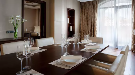 Sochi Marriott Krasnaya Polyana Hotel | Krasnodar Krayı - Tuapsinsky District - Sochi (ve civarı) - Krasnaya Polyana - Estosadok - Gorki Gorod