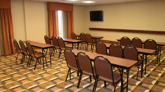 Hampton Inn & Suites Morgan City | Louisiana - Morgan City (ve civarı) - Morgan City