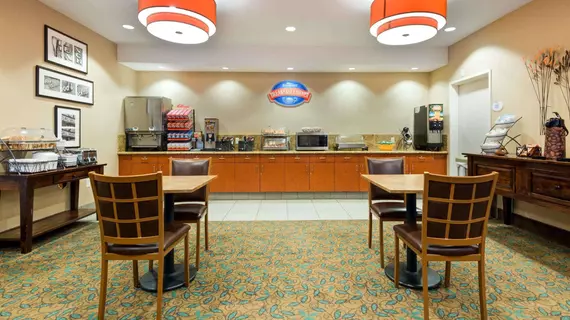 BAYMONT INN & SUITES DENVER IN | Kolorado - Denver (ve civarı) - Denver