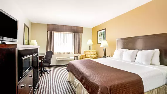 Baymont Inn and Suites Dallas Love Field | Teksas - Dallas (ve civarı) - Dallas