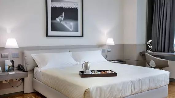 UNAHOTELS San Vitale Bologna | Emilia-Romagna - Bolonya (vilayet) - Bologna - San Donato-San Vitale