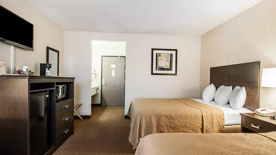 Quality Inn Murfreesboro | Tennessee - Nashville-Davidson - Nashville (ve civarı) - Murfreesboro