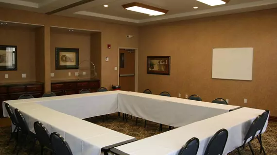 HAMPTON INN & SUITES GALLUP | New Mexico - Gallup