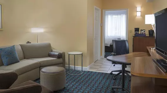 Fairfield Inn and Suites Ottawa Kanata | Ontario - Ottawa (ve civarı) - Ottawa