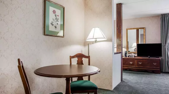 Quality Inn Montgomeryville | Pensilvanya - Bucks County - Philadelphia (ve civarı) - Montgomeryville