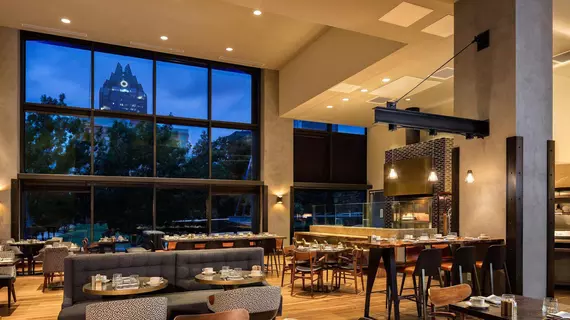 Hilton Austin | Teksas - Austin (ve civarı) - Austin - Downtown Austin