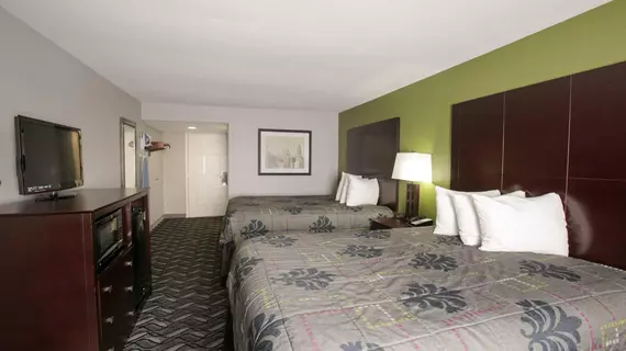 Rodeway Inn and Suites Austin | Teksas - Austin (ve civarı) - Austin - North Loop