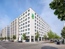 Holiday Inn Berlin City East Side | Berlin (ve civarı) - Friedrichshain-Kreuzberg - Friedrichshain