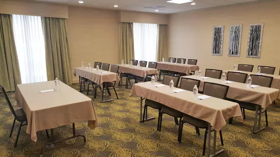 Holiday Inn Express Bensalem | Pensilvanya - Bucks County - Philadelphia (ve civarı) - Bensalem