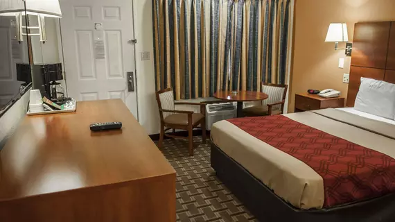 Econo Lodge Midtown Albuquerque | New Mexico - Albuquerque (ve civarı) - Albuquerque - Albuquerque Merkezi