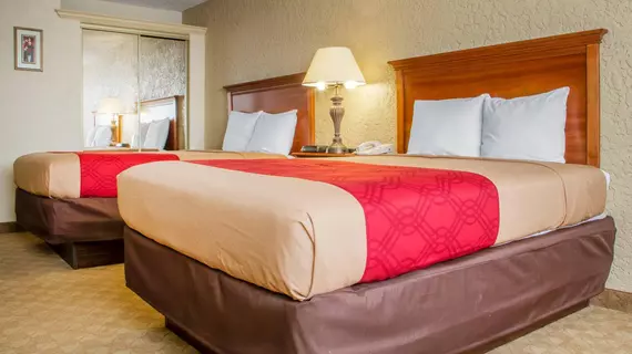 Econo Lodge Broken Arrow | Oklahoma - Tulsa (ve civarı) - Broken Arrow