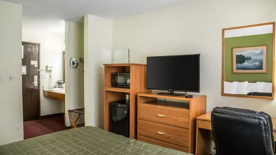 Quality Inn Hudson | Wisconsin - Hudson (ve civarı) - Hudson