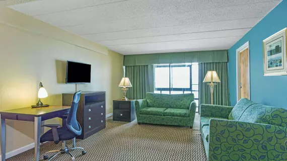 Travelodge Suites Virginia Beach Oceanfront | Virginia - Norfolk - Virginia Beach (ve civarı) - Virginia Beach