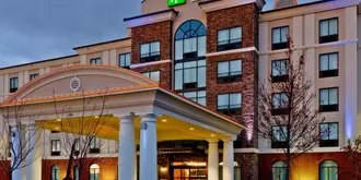 Holiday Inn Express Nashville-Opryland