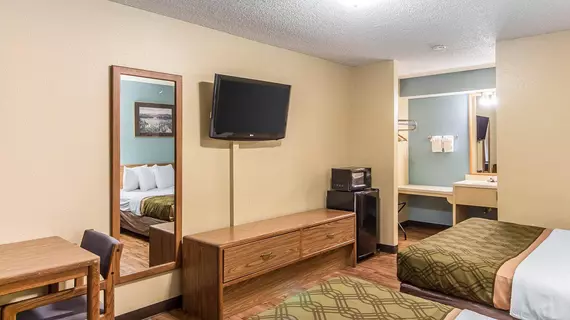 Econo Lodge | Oklahoma - Pryor (ve civarı) - Pryor