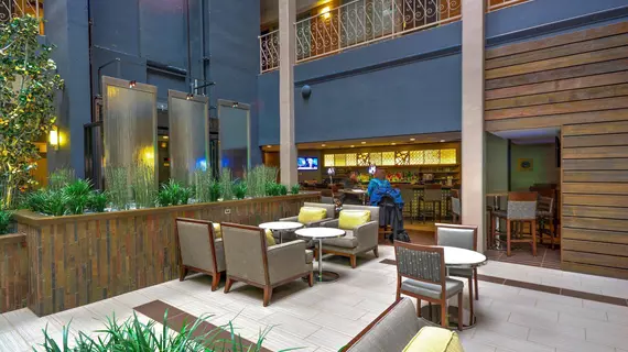 Embassy Suites Denver Stapleton | Kolorado - Denver (ve civarı) - Denver - Montbello