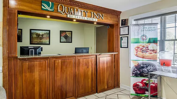 Quality Inn Waynesboro | Virginia - Staunton (ve civarı) - Waynesboro