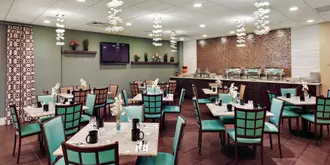 DoubleTree by Hilton Tinton Falls-Eatontown