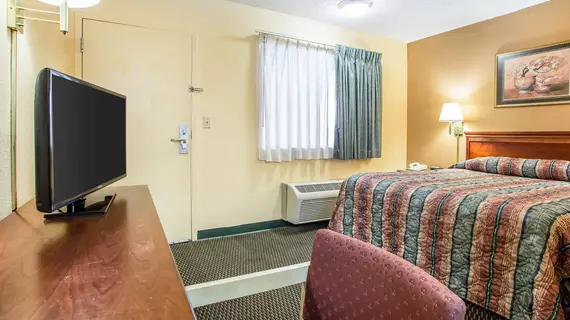 Econo Lodge | Missouri - Rolla (ve civarı) - St. Robert