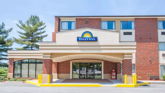 Days Inn Martinsburg | Batı Virginia - Martinsburg (ve civarı) - Martinsburg