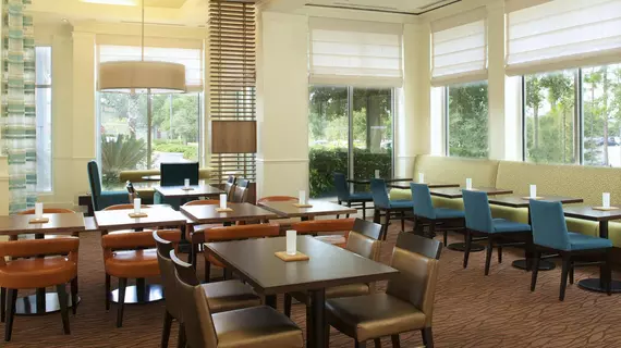 Hilton Garden Inn Jacksonville JTB/Deerwood Park | Florida - Jacksonville (ve civarı) - Jacksonville