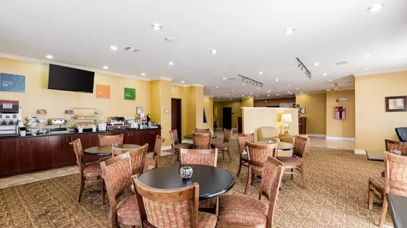 Comfort Suites Pearland | Teksas - Houston (ve civarı) - Pearland