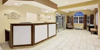 Microtel Inn & Suites by Wyndham Prairie du Chien