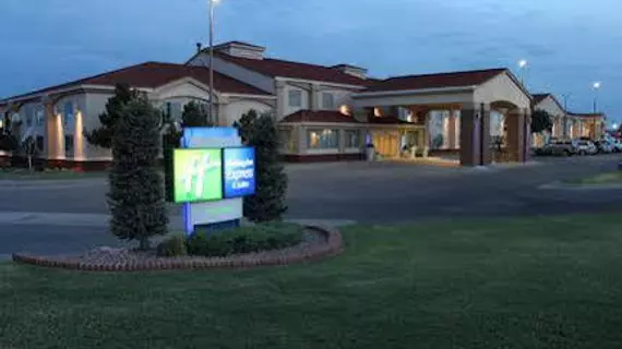 Holiday Inn Express Hotel and Suites Weatherford | Oklahoma - Weatherford