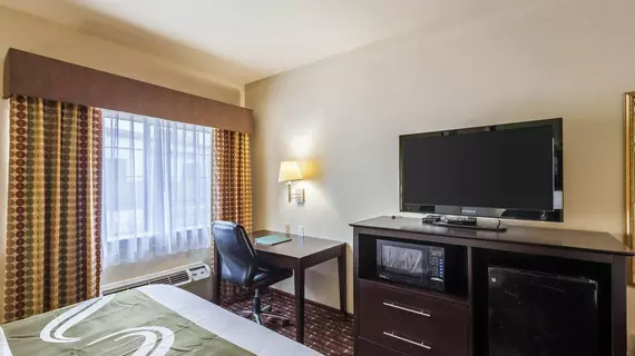 Quality Inn Near Seaworld | Teksas - San Antonio (ve civarı) - San Antonio - Batı San Antonio