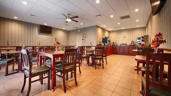 BEST WESTERN STAUNTON INN | Virginia - Staunton (ve civarı) - Staunton