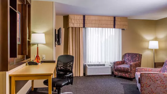 Cambria Hotel & Suites Appleton | Wisconsin - Appleton